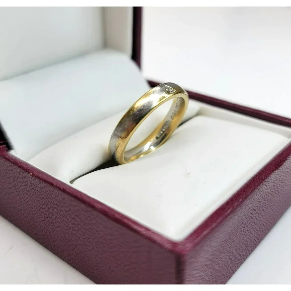 18k Yellow Gold and 950 White Platinum Wave Ring with Triangle Diamond CT3